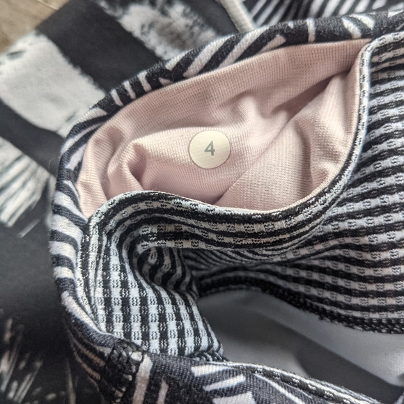 LULULEMON Wunder Under Crop II Shady Palms Leggings - Picture 6 of 6